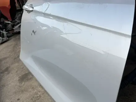 BMW F30 двери за 70 707 тг. в Шымкент – фото 2