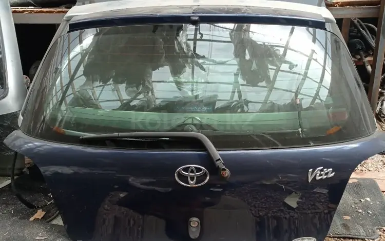 Крышка бгажаника Тойота Ярис Витз Toyota Yaris Vitz за 40 000 тг. в Астана