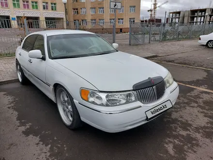 Lincoln Town Car 2000 года за 6 000 000 тг. в Алматы – фото 7