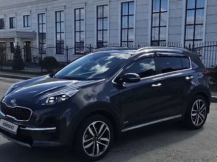 Kia Sportage 2018 года за 9 000 000 тг. в Уральск – фото 2