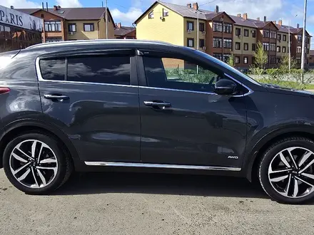 Kia Sportage 2018 года за 9 000 000 тг. в Уральск – фото 3