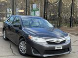 Toyota Camry 2013 годаүшін5 400 000 тг. в Уральск – фото 2