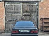 Mercedes-Benz E 280 1997 года за 2 800 000 тг. в Семей