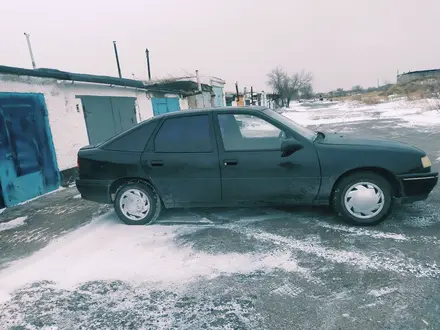 Opel Vectra 1991 года за 950 000 тг. в Караганда – фото 4