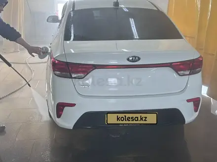Kia Rio 2019 года за 6 200 000 тг. в Астана – фото 2