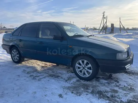 Volkswagen Passat 1991 года за 900 000 тг. в Уральск – фото 3