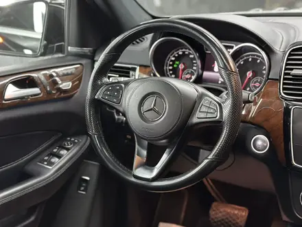 Mercedes-Benz GLS 450 2019 года за 22 000 000 тг. в Алматы – фото 19