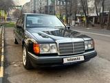 Mercedes-Benz E 230 1991 года за 3 000 000 тг. в Алматы