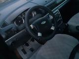 Ford Galaxy 2001 года за 2 200 000 тг. в Уральск – фото 3