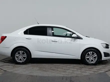 Chevrolet Aveo 2015 года за 4 820 000 тг. в Астана – фото 4