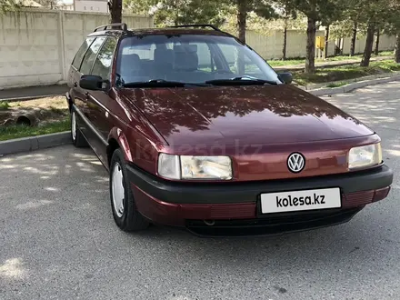 Volkswagen Passat 1993 года за 2 700 000 тг. в Талдыкорган