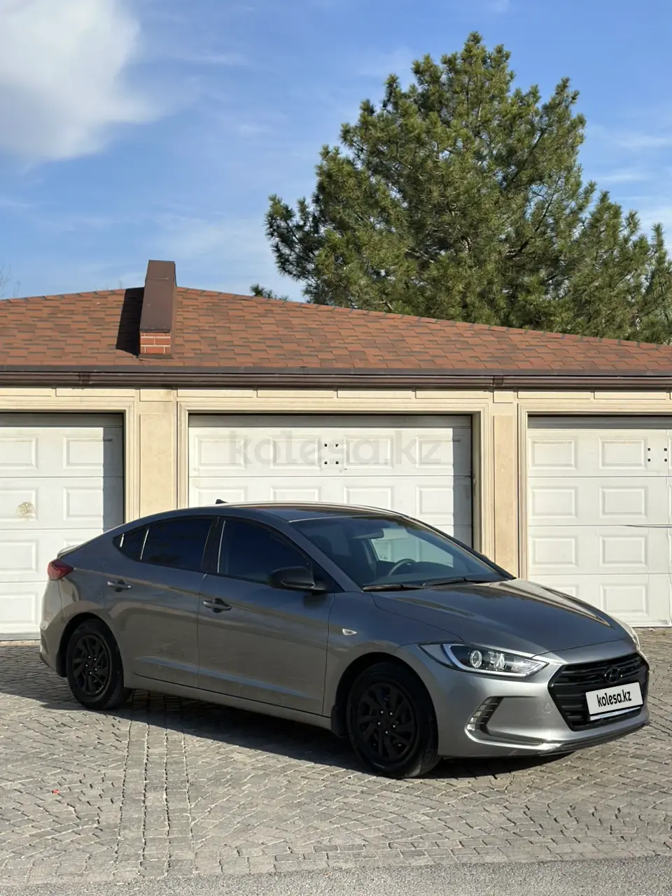 Hyundai Elantra, 2017