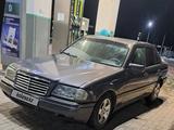 Mercedes-Benz C 180 1998 года за 2 000 000 тг. в Жарык