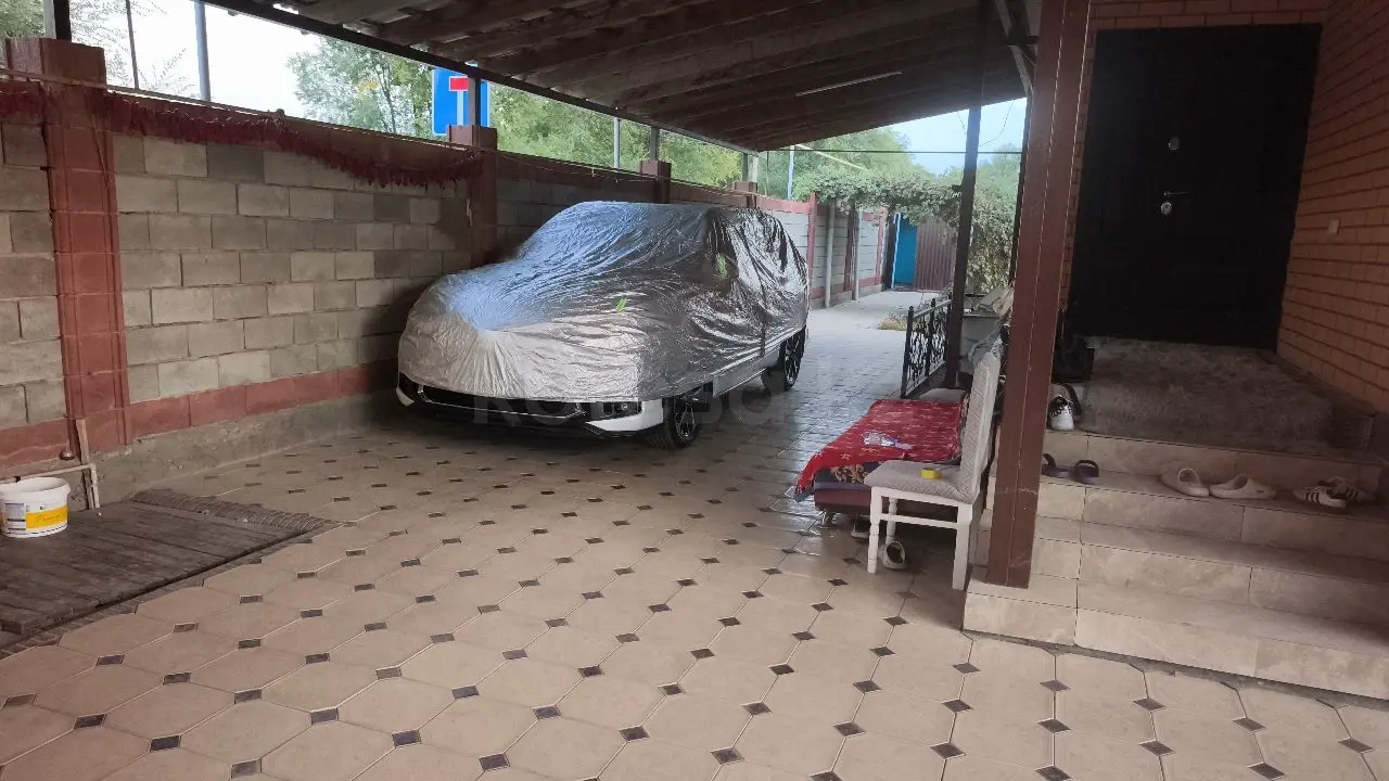 Toyota crown-kluger, 2023
