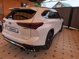 Toyota Crown Kluger 2023 года за 26 000 000 тг. в Алматы – фото 4