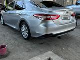 Toyota Camry 2020 года за 14 000 000 тг. в Шымкент – фото 3