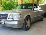 Mercedes-Benz E 280 1993 года за 2 800 000 тг. в Шымкент