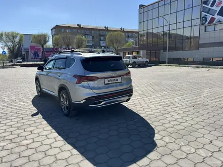 Hyundai Santa Fe 2022 года за 16 000 000 тг. в Караганда – фото 2