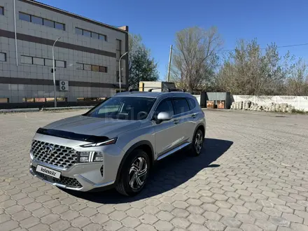 Hyundai Santa Fe 2022 года за 16 000 000 тг. в Караганда