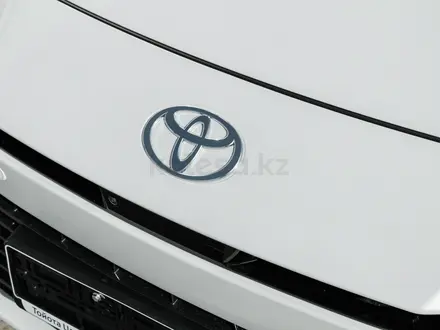 Toyota Camry Luxe 2026 года за 23 190 000 тг. в Актау – фото 4