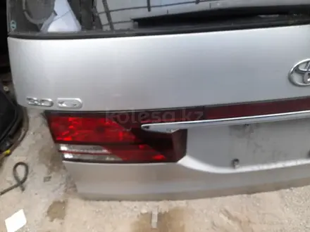 Крышка багажника TOYOTA Estima MCR40 Тойота Эстима за 80 000 тг. в Астана – фото 3