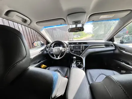 Toyota Camry 2020 года за 13 000 000 тг. в Костанай – фото 8
