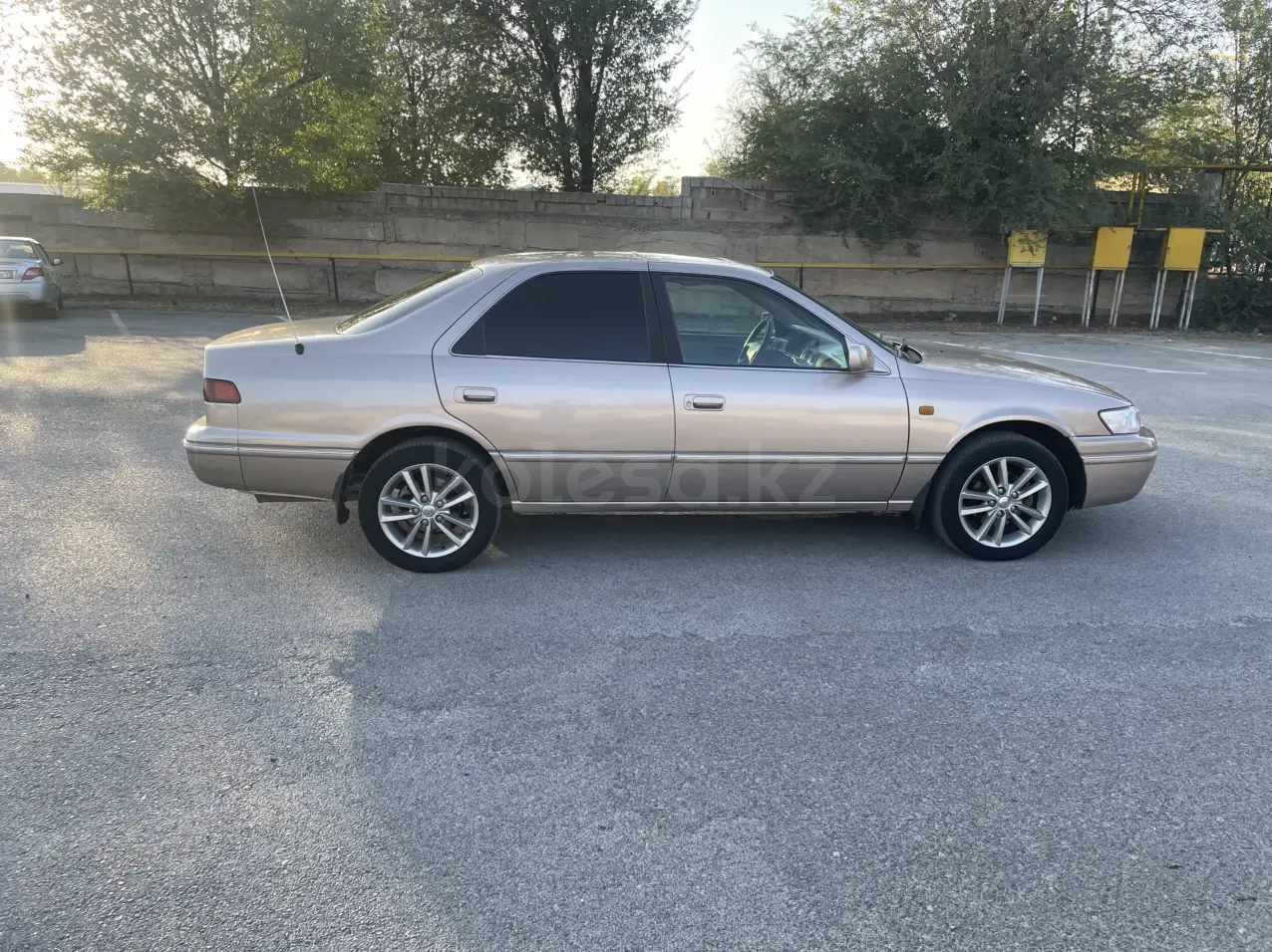 Toyota Camry, 1999