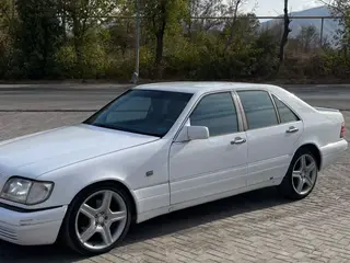 Mercedes-Benz S 320
