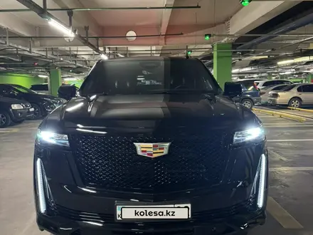 Cadillac Escalade 2022 года за 68 000 000 тг. в Алматы – фото 3