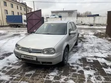 Volkswagen Golf, 2000