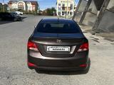 Hyundai Solaris 2016 года за 2 500 000 тг. в Атырау – фото 2