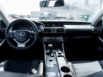 Lexus IS 250 2014 года за 12 600 000 тг. в Актау – фото 2