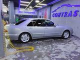 Mercedes-Benz E 320 1999 годаfor5 000 000 тг. в Тараз – фото 3