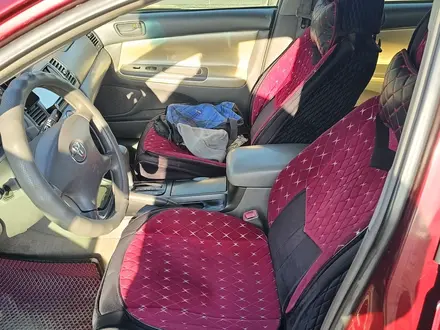 Toyota Camry 2004 года за 4 200 000 тг. в Семей – фото 13
