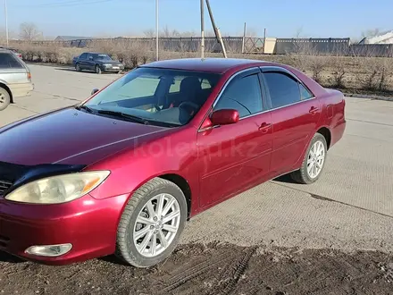 Toyota Camry 2004 года за 4 200 000 тг. в Семей – фото 2
