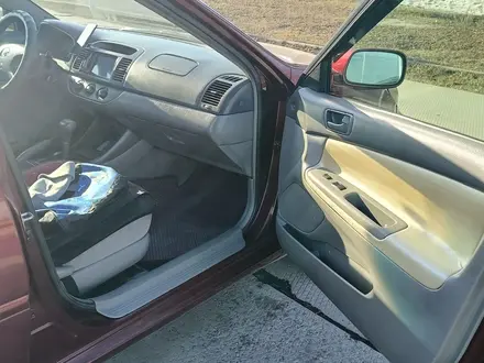 Toyota Camry 2004 года за 4 200 000 тг. в Семей – фото 8