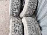 Резину зимнию шипованную за 75 000 тг. в Астана