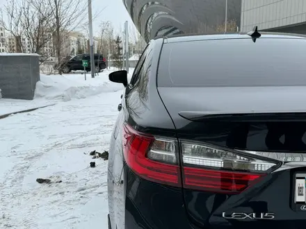 Lexus ES 200 2016 года за 14 650 000 тг. в Астана – фото 12