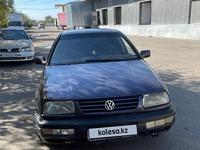 Volkswagen Vento 1994 годаfor650 000 тг. в Астана