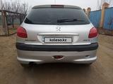 Peugeot 206 2007 года за 1 000 000 тг. в Атырау – фото 3