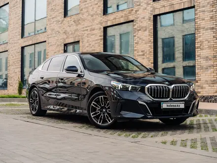 BMW 530 2024 года за 31 500 000 тг. в Алматы