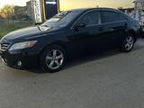 Toyota Camry 2011 года за 6 500 000 тг. в Тараз – фото 2