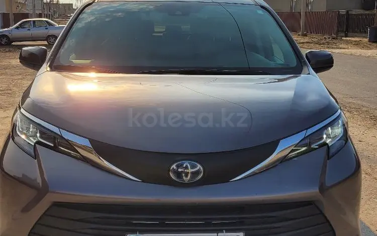 Toyota Sienna 2021 года за 21 800 000 тг. в Алматы
