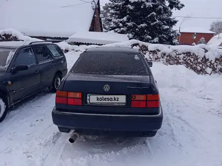 Volkswagen Vento 1994 года за 1 400 000 тг. в Усть-Каменогорск – фото 7