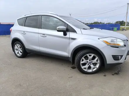 Ford Kuga 2012 года за 5 900 000 тг. в Актобе – фото 3