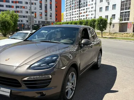 Porsche Cayenne 2014 года за 13 000 000 тг. в Астана
