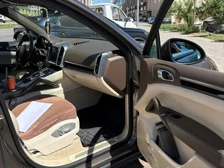 Porsche Cayenne 2014 года за 13 000 000 тг. в Астана – фото 7