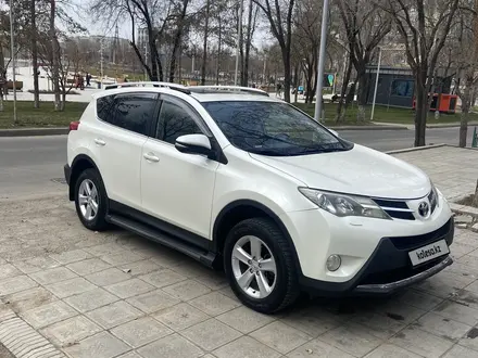 Toyota RAV4 2013 года за 10 300 000 тг. в Алматы