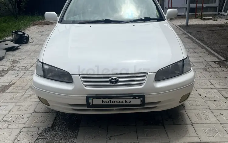 Toyota Camry Gracia 1998 года за 3 000 000 тг. в Алматы