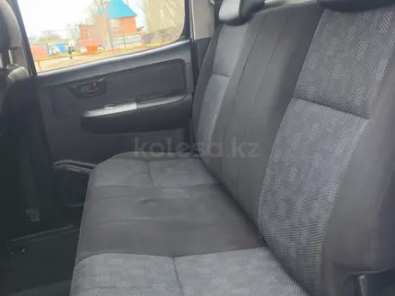 Toyota Hilux 2014 года за 13 100 000 тг. в Актобе – фото 46